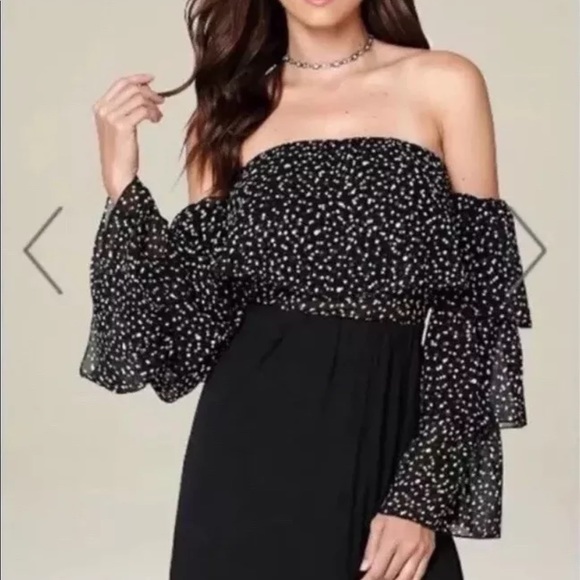 Bebe Polka Dot Off Shoulder Top Size Medium - Picture 1 of 8